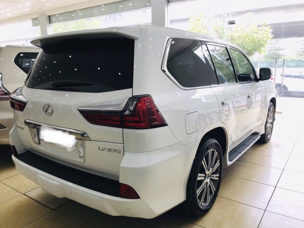 Lexus LX 570 Bán Lexus LX570 màu trắng,nội thất nâu,