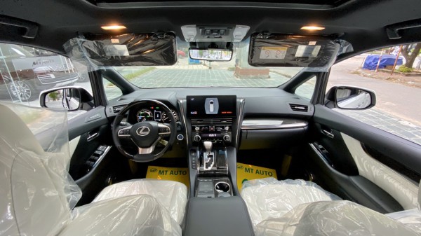 Lexus LM300h nhập khẩu sản xuất 2020 mới 100%