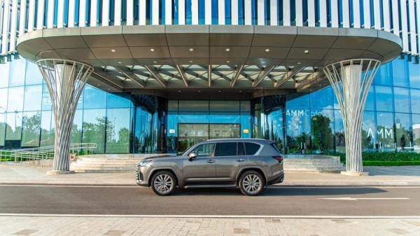 Lexus BánLexus LX600 4 chỗ siêu víp 2023