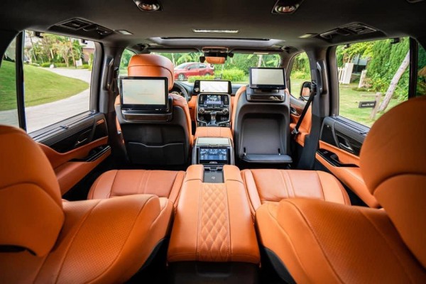 Lexus BánLexus LX600 4 chỗ siêu víp 2023