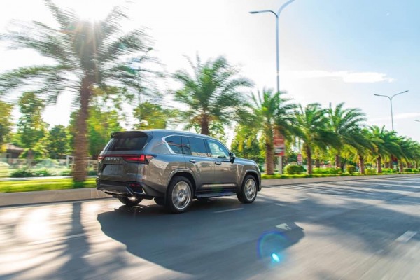 Lexus BánLexus LX600 4 chỗ siêu víp 2023