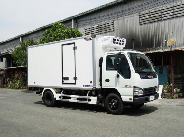 Isuzu QKR xe tải isuzu QKR77HE4 tải trọng 1T9.