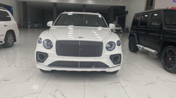 Bentley Bán Bentley Bentayga First Edition 2022,