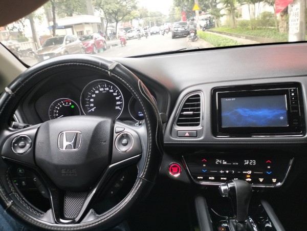 Honda HR-V Chính chủ cần bán xe Honda HRV. L