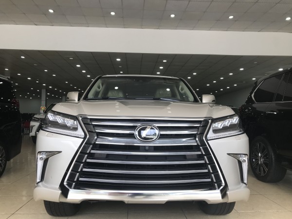 Lexus LX 570 Bán Lexus LX570nhập mỹ,Mode2019,màu vàng