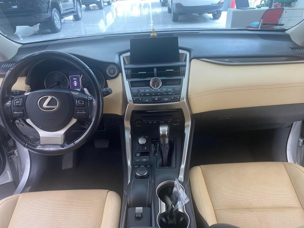 Lexus Bán Lexus NX 200T Model 2016, 1 chủ từ đ