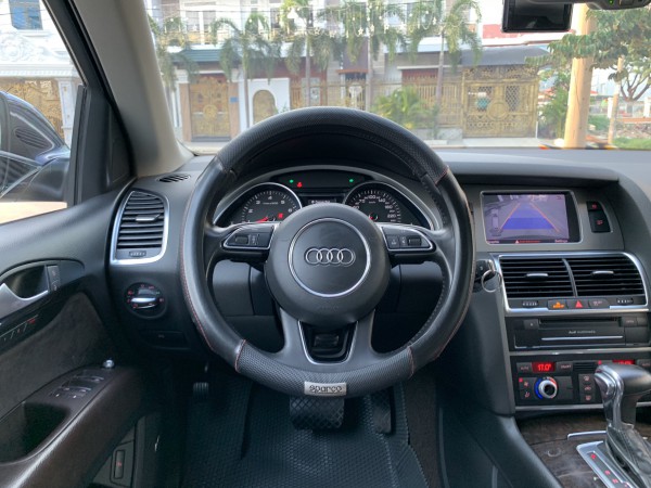 Audi Q7 S-Line FULL option Model 2015, rất mới