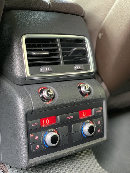 Audi Q7 S-Line FULL option Model 2015, rất mới