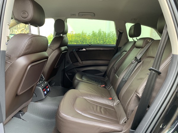Audi Q7 S-Line FULL option Model 2015, rất mới