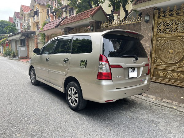 Toyota Innova đời 2016 chính chủ gia đình cần bán