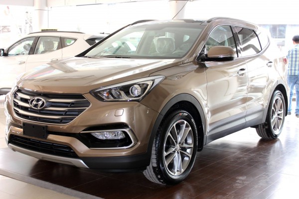 Hyundai Santa Fe 2017, 7 chỗ mới xuất xưởng