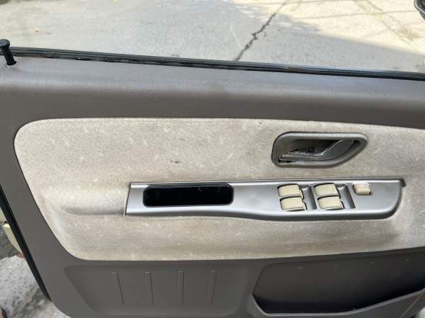 Mitsubishi Jolie CẦN BÁN XE MISHUBITSHI ĐỜI 2004 MÁY 2.0