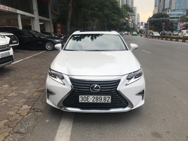 Lexus es250 2017 trắng