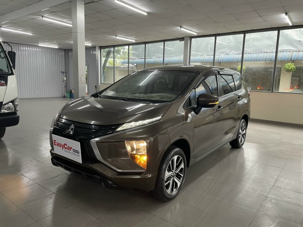 Mitsubishi Xpander 1.5 MT, đời 2019, màu Nâu, nhập