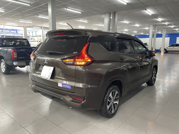 Mitsubishi Xpander 1.5 MT, đời 2019, màu Nâu, nhập