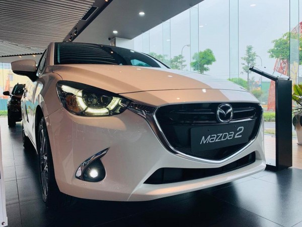 Mazda 2 Mazda 2 Luxury xe nhập Thái ưu đãi lớn