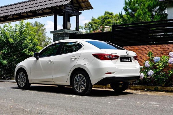 Mazda 2 Mazda 2 Luxury xe nhập Thái ưu đãi lớn