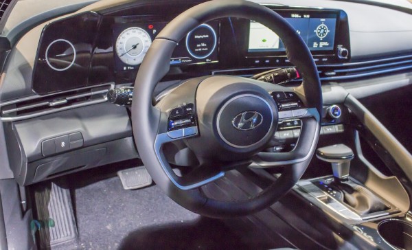 Hyundai Elantra Hyundai Elantr giá cực tốt tháng 02-2023