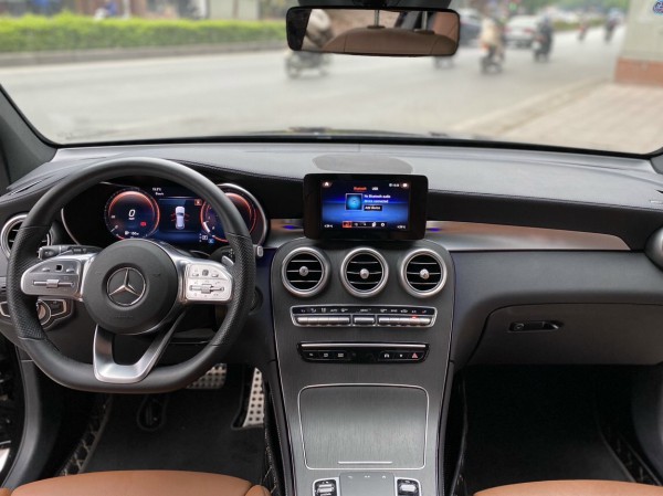 Mercedes-Benz C 300 Mercedes GLC 300 4matic 2019 nhập khẩu