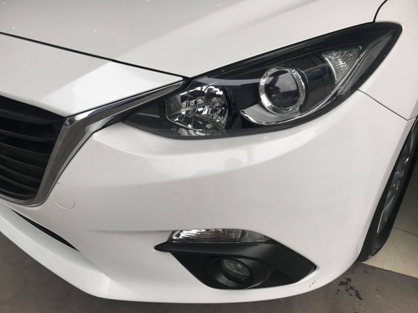 Mazda 3 Hatchback 1.5L 2015 - Trắng