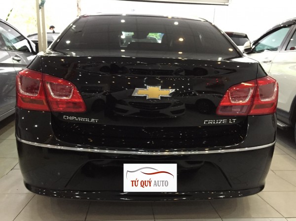 Chevrolet Cruze LT 1.6MT 2015 model 2016 - Đen