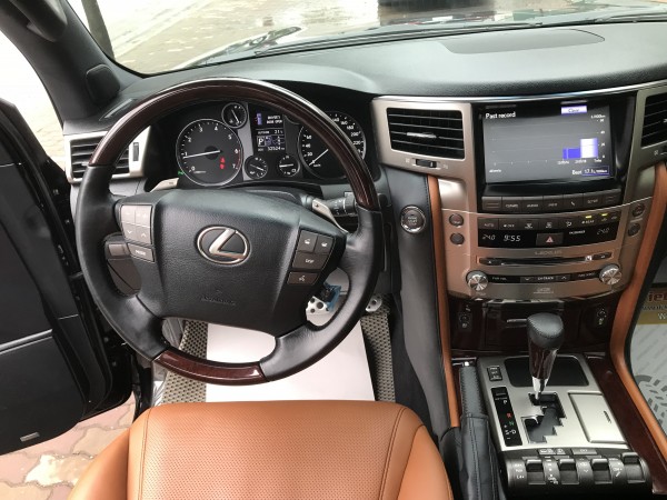 Lexus LX 570 Bán Lexus LX570 sản xuất và đăng ký 2015