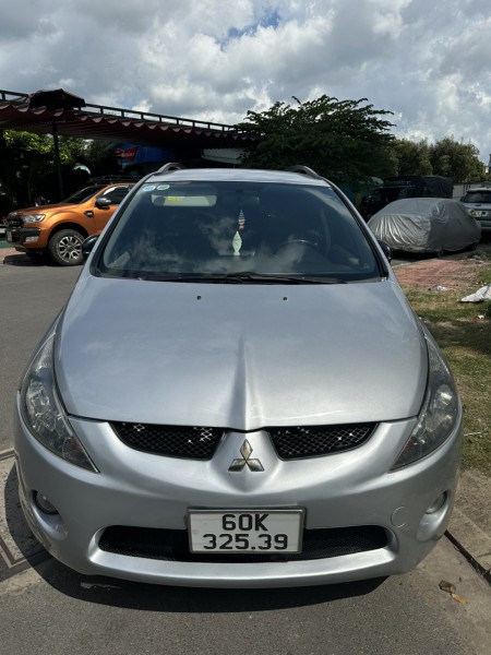 Mitsubishi Grandis Chính chủ cần bán xe Grandis 2006
