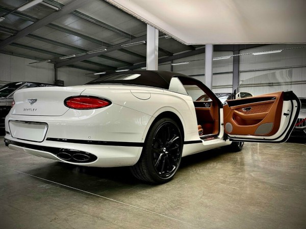 Bentley Continental GTC Bán Bentey continental GTC 2022 màu trắn