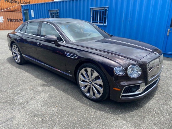 Bentley Continental Flying Spur Bentley Flying Spur First Edition one bả