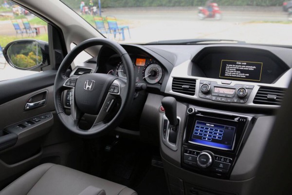 Honda Odyssey Honda Odyssey Touring ELITE 2016