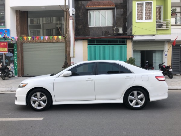 Toyota Camry 2009 màu trắng, xe chính chủ cực đẹp