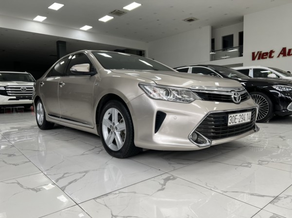 Toyota Camry Bán xe To yota Camry 2.5Q sản xuất 2017