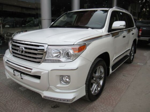 Toyota Land Cruiser 4.5 VX Limited 2015