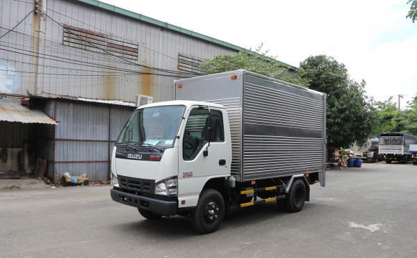 Isuzu QKR Tải ISUZU 1T,1T5 2T,2T4 thùng 3m6 giátốt