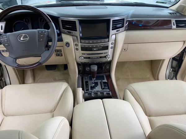 Lexus LX 570 Bán Lexus LX570 nhập Mỹ, màu vàng 2014