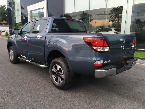 Mazda BT-50 giao xe ngay với giá ưu đãi, tặng PK