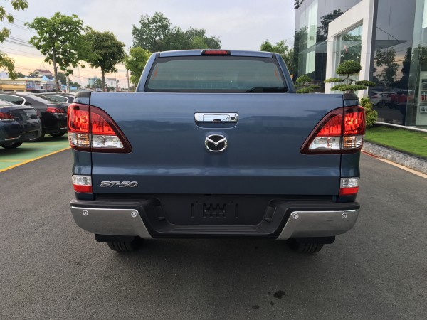 Mazda BT-50 giao xe ngay với giá ưu đãi, tặng PK