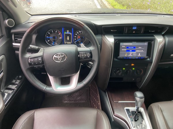 Toyota Fortuner Fortuner Dầu Tự Động Bản Nhập Khẩu 2020