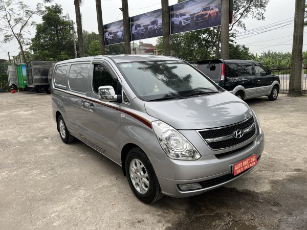 Hyundai Grand Starex Bán Starex tải Van 3 chỗ,đời 2013