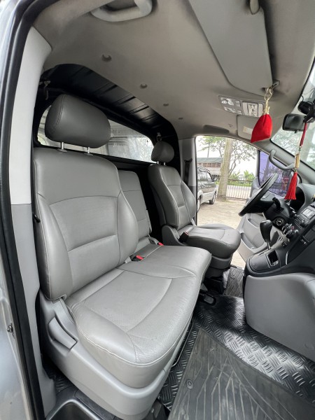 Hyundai Grand Starex Bán Starex tải Van 3 chỗ,đời 2013