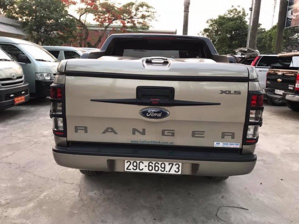 Ford Ranger Bán xe ford ranger đời 2017,số sàn,