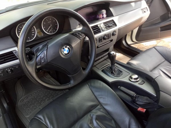 BMW 525 Lên đời bán xe BMW 5 Series 525i AT màu