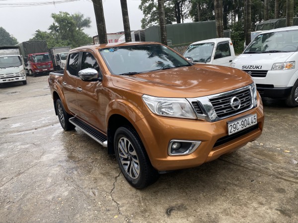 Nissan Navara Bán Nissan navara NP300 SL 2 cầu số sàn,