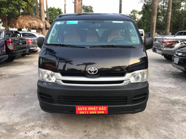 Toyota Hiace Bán xe Toyota mập lợn đời 2010,máy dầu