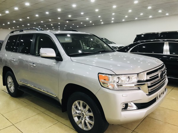 Toyota Land Cruiser Bán Toyota Land Cruise 5.7 nhập mỹ 2019