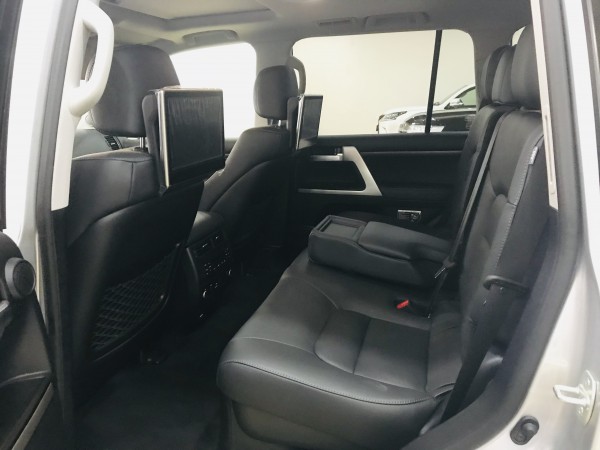 Toyota Land Cruiser Bán Toyota Land Cruise 5.7 nhập mỹ 2019