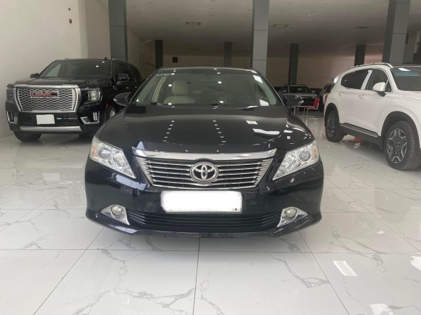 Toyota Camry Bán Toyota Camry 2.0E, sản xuất và đăng