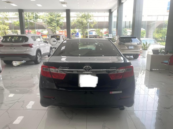 Toyota Camry Bán Toyota Camry 2.0E, sản xuất và đăng