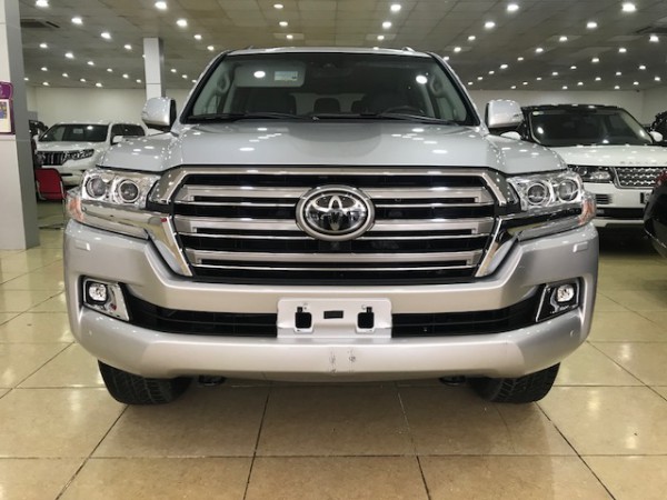 Toyota Land Cruiser Giao Ngay Toyota Landcruiser 5.7V8 2019