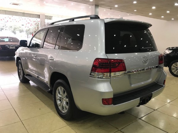 Toyota Land Cruiser Giao Ngay Toyota Landcruiser 5.7V8 2019